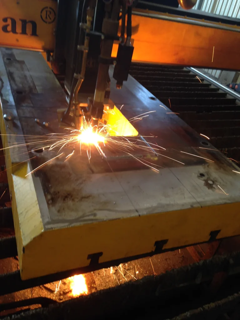 Plasma and flame cutting